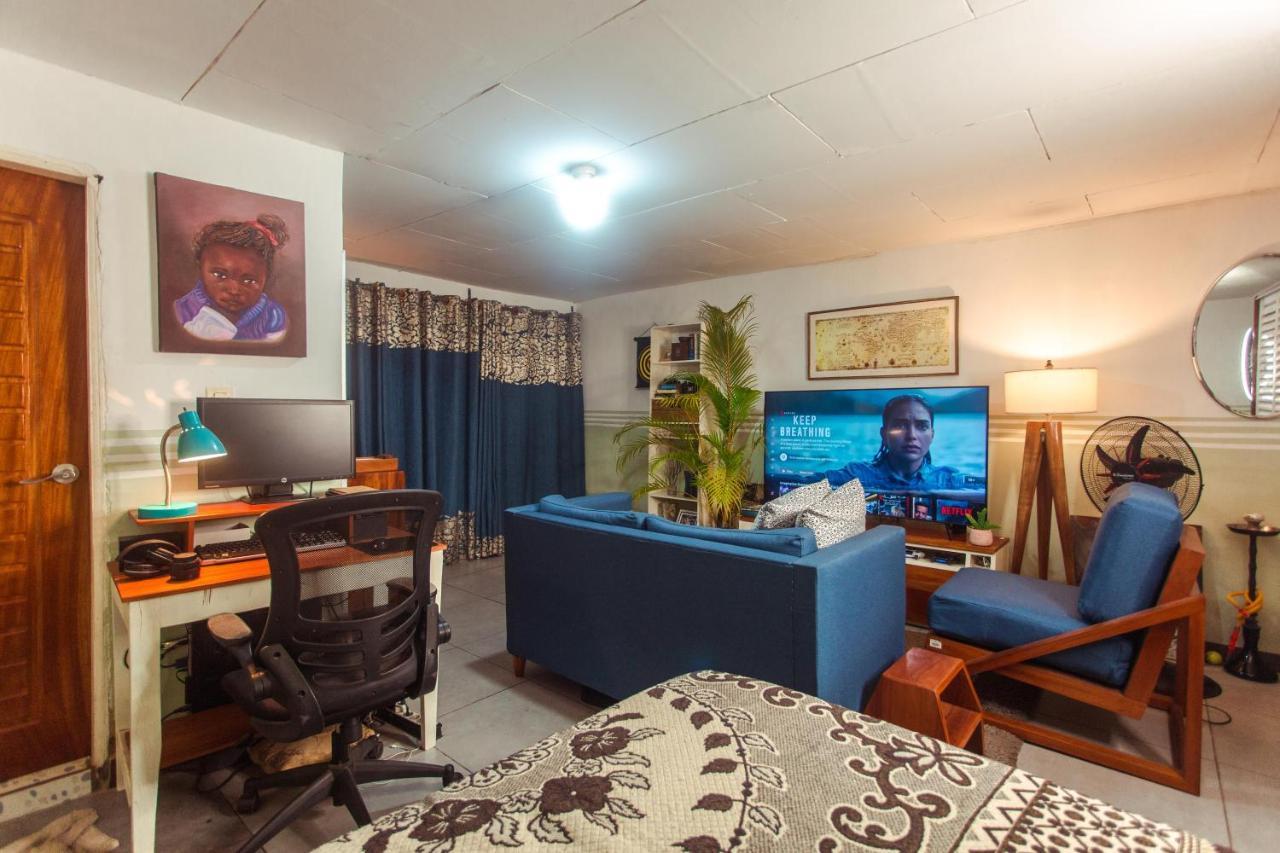Palm Springs Bed & Breakfast Limbe Exterior foto