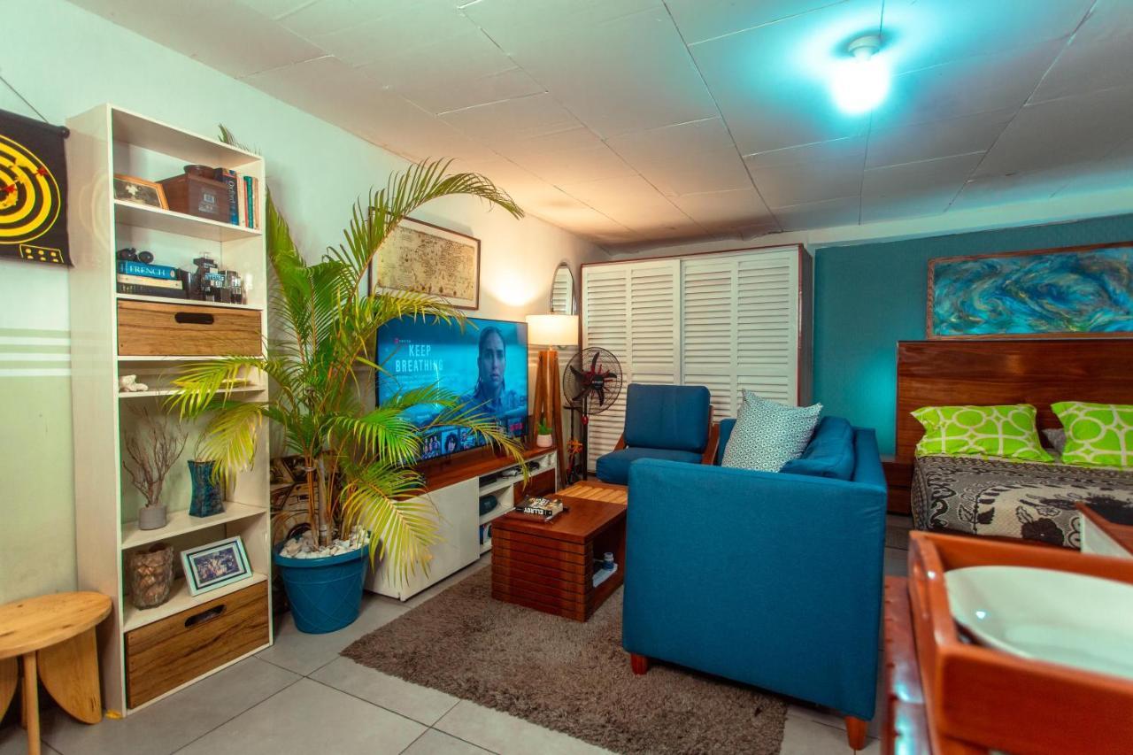 Palm Springs Bed & Breakfast Limbe Exterior foto